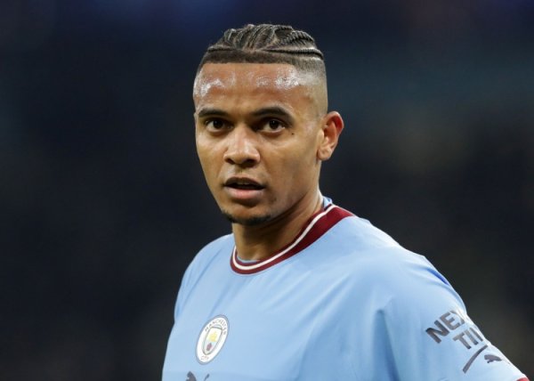 Romano: Akanji đã từ chối lời đề nghị của Milan và các cầu thủ muốn cạnh tranh trong Giải vô địch ch