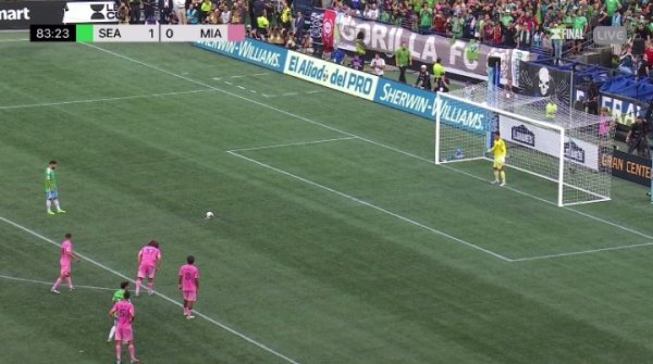 Tình huống tuyệt vọng? Miami tụt lại sau 0-2 ở phút thứ 83, Bright đã cho một & Seattle ghi bàn