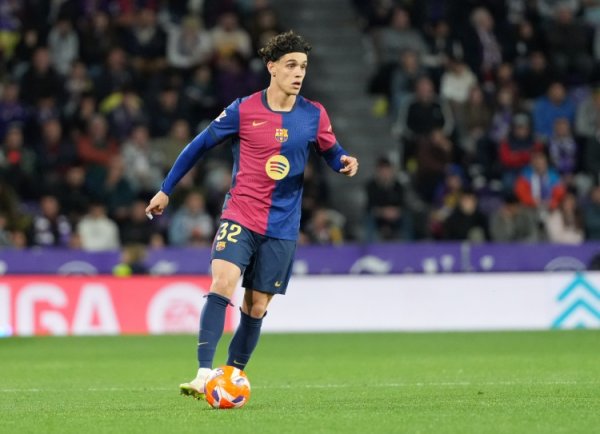 Romano: Barcelona ủng hộ Ford đồng ý tham gia cho mượn Elche, giao dịch không bao gồm các điều khoản mua lại