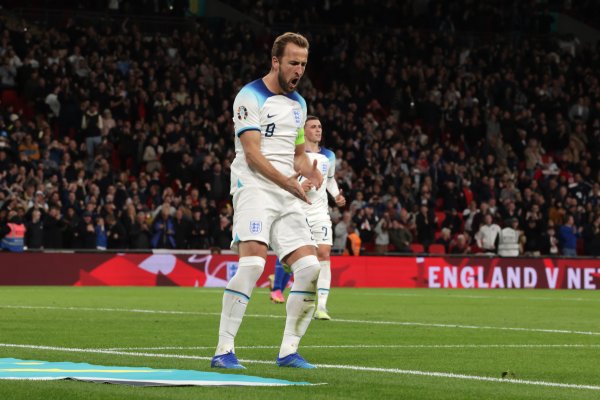 Kane: Serbia bị chúng tôi đàn áp và có vẻ tầm thường. Trong thực tế, chúng tôi đã chơi tốt trong trò chơi cuối cùng.