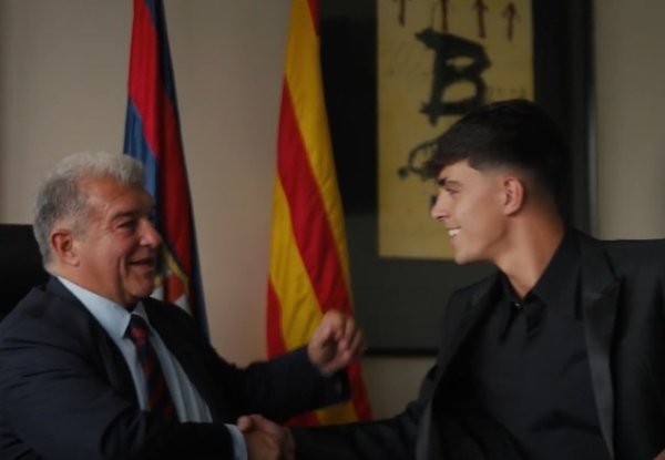 Gia hạn hợp đồng với Barcelo